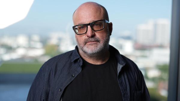 ‘Uma batalha após a outra’: o diretor de fotografia Michael Bauman diz que assistir às cenas diárias com Paul Thomas Anderson é ‘como uma sessão de DJ ao vivo’